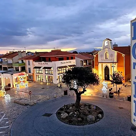 Отель De La - Barcares Ле Баркарес